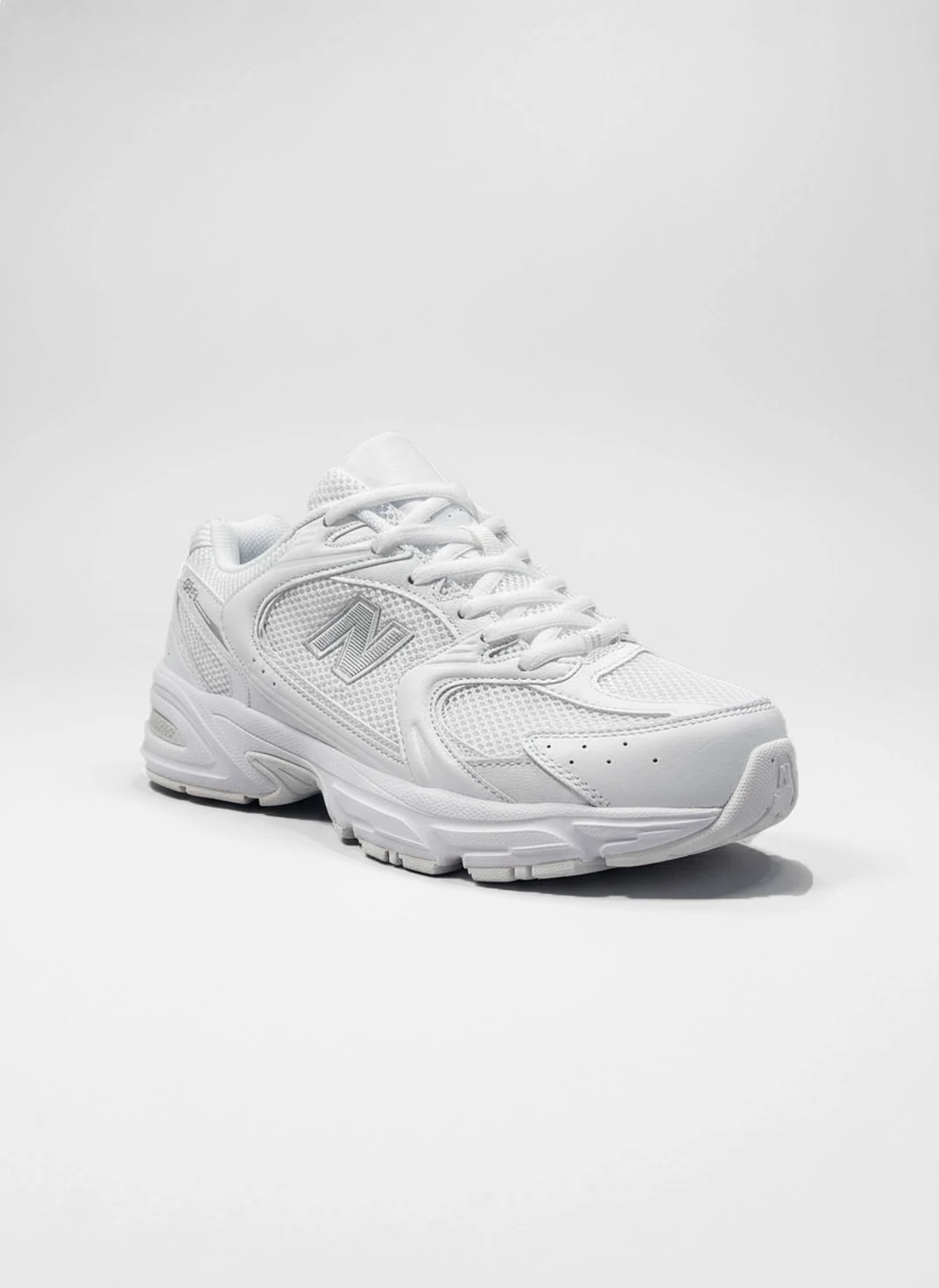 کفش دویدن زنانه نیو بالانس 530 W