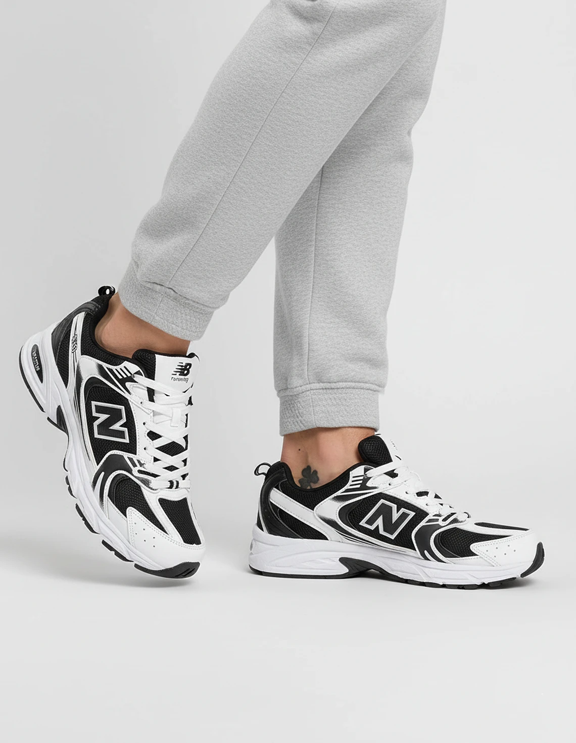 کفش دویدن مردانه نیو بالانس Abzorb M