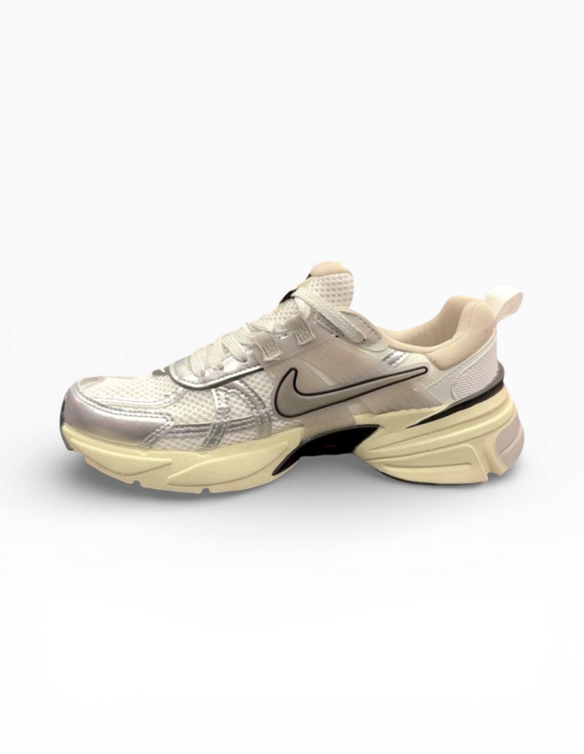 کفش دویدن زنانه نایکی V2K Run W