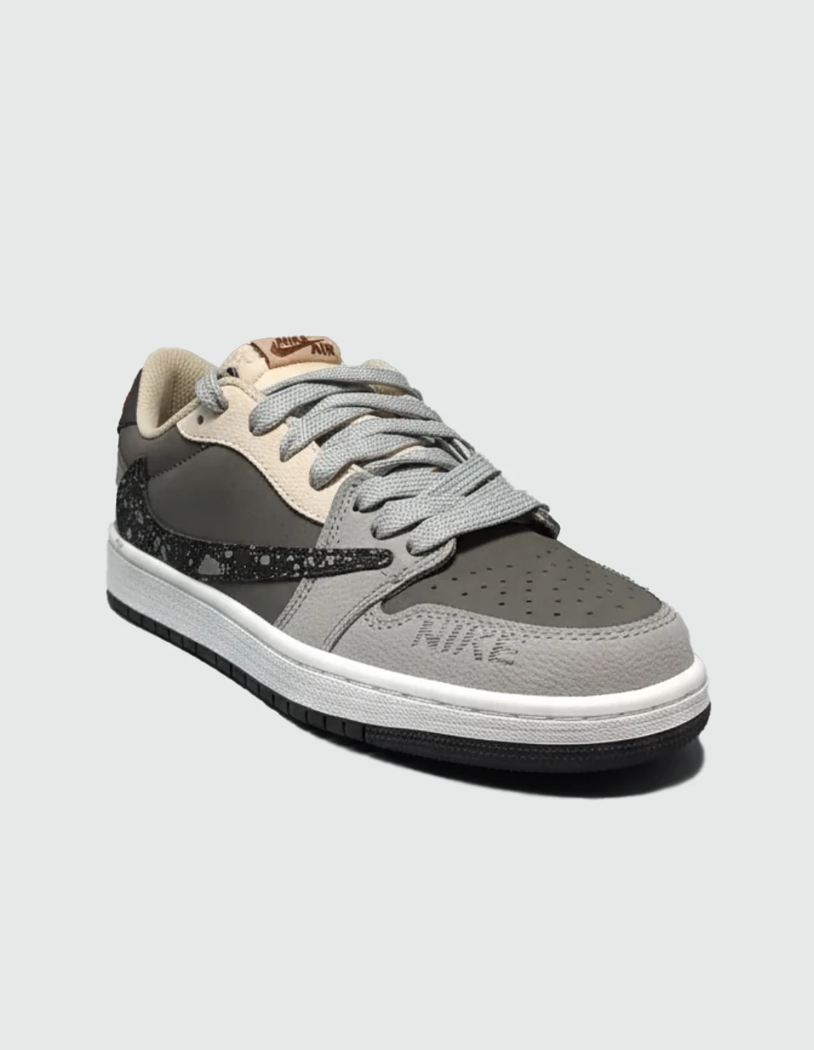 کفش روزانه مردانه نایکی Jordan 1 Low Travis Scott M