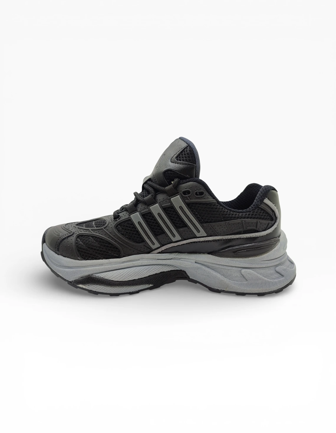 کفش روزانه مردانه آدیداس Adidas Ozweego M